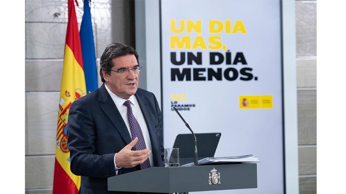 El ministro de Seguridad Social, Inclusión y Migraciones, José Luis Escrivá, durante su intervención en rueda de prensa telemática.
