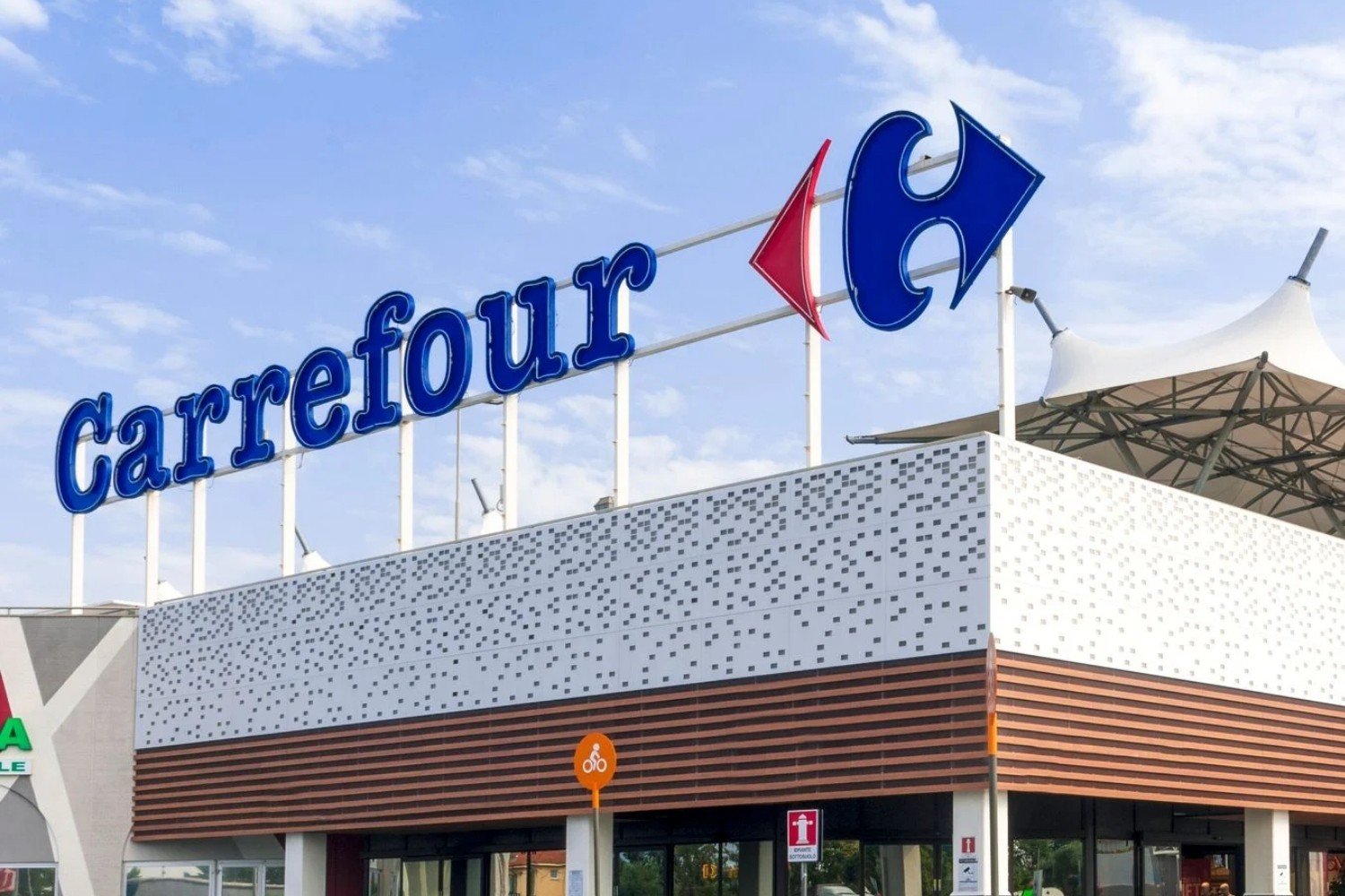 Carrefour lanza un aire portátil 'low cost' su web