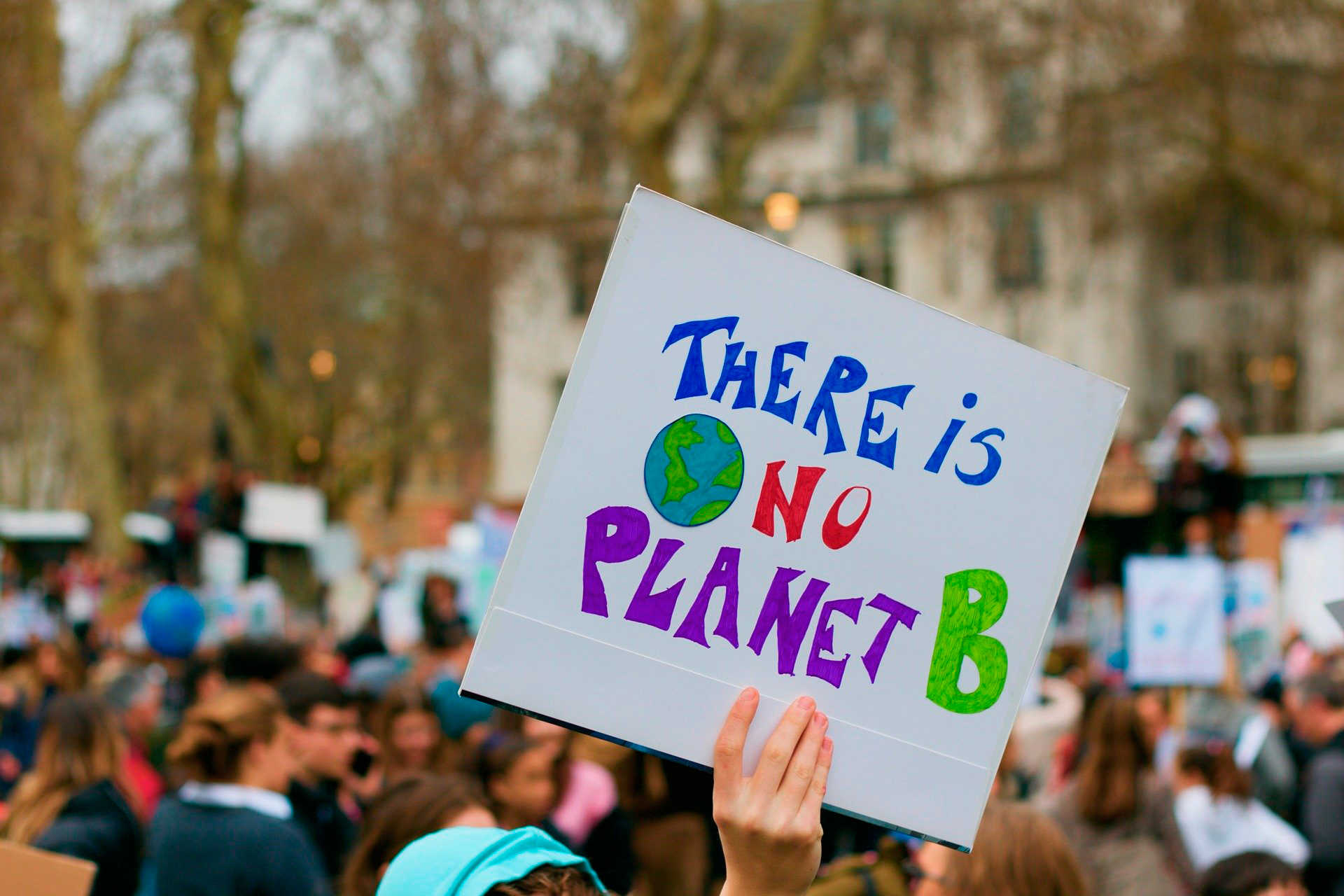 Protesta en Londres para luchar por preservar el medio ambiente del planeta.