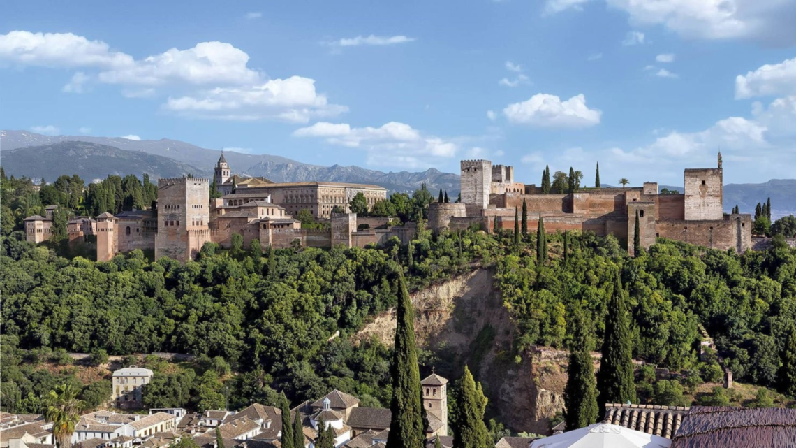 Castillo de la Alhambra en Granada, Andalucía.
