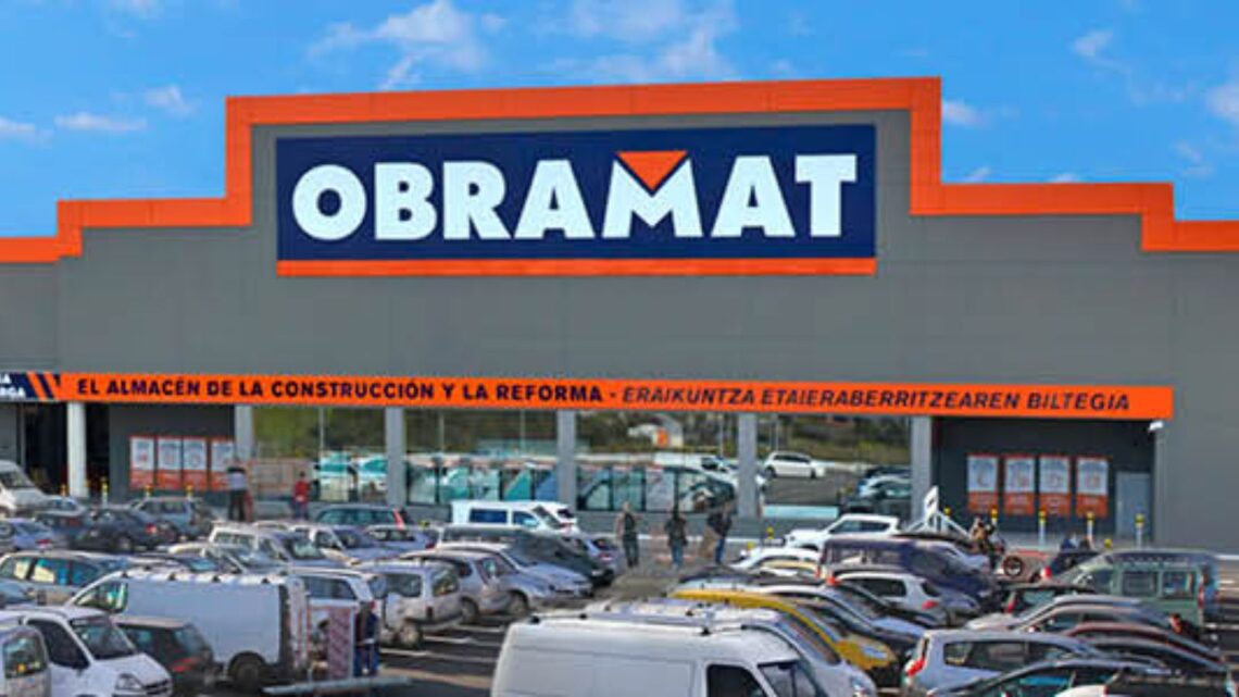 Nueva apertura Obramat en Pamplona.